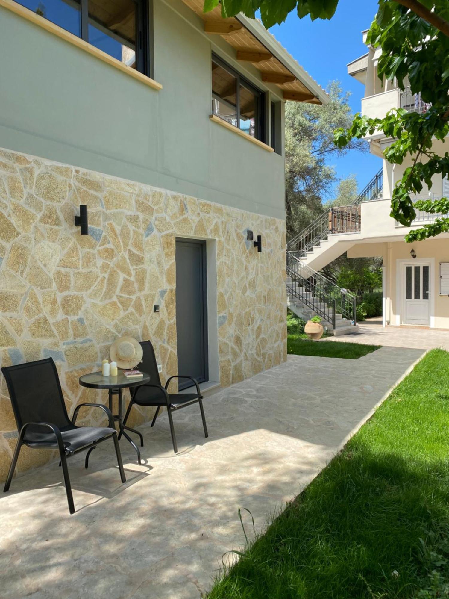 Olive Tree Apartments Lefkáda Rum bild
